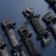 Load image into Gallery viewer, Reusable crackers